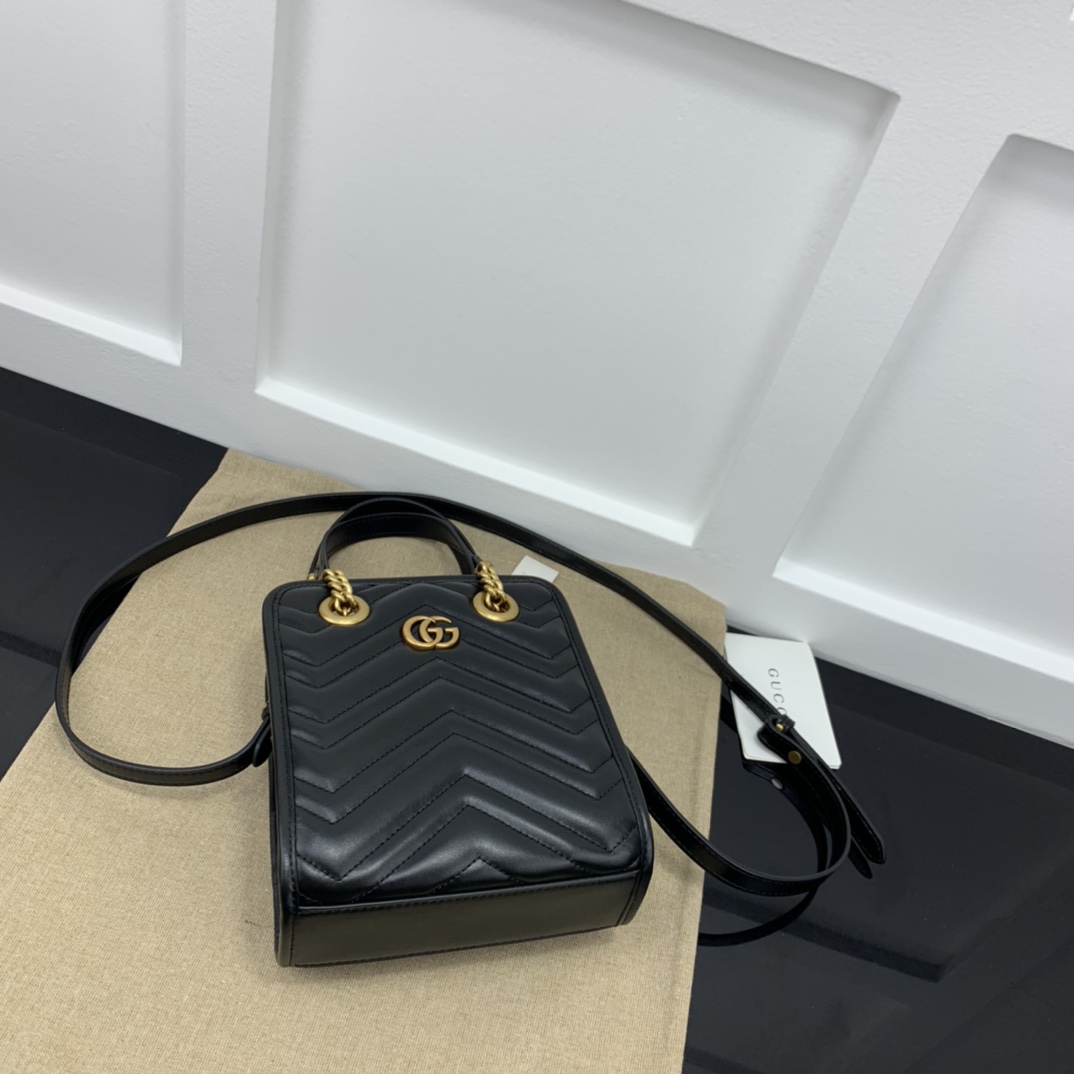 Gucci Satchel Bags